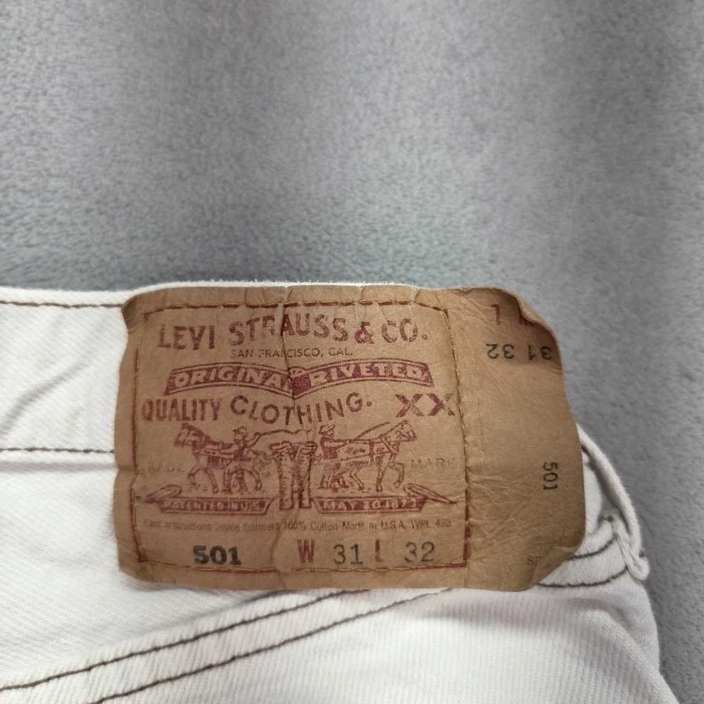 Vintage Levis 501 Jeans Mens White Denim Button Made‎ USA Stains 90s Fits 28x30